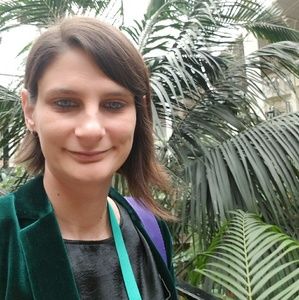 Meet your Posher, Stephanie